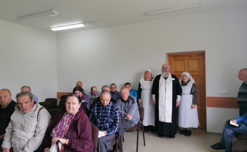 Пасхальное поздравление в доме престарелых в Антавиляй и доме опеки в Прудишкес